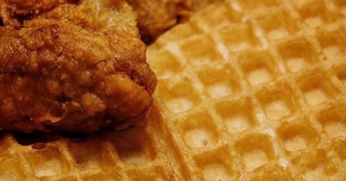 ROSCOE'S CHICKEN & WAFFLES Visit Long Beach